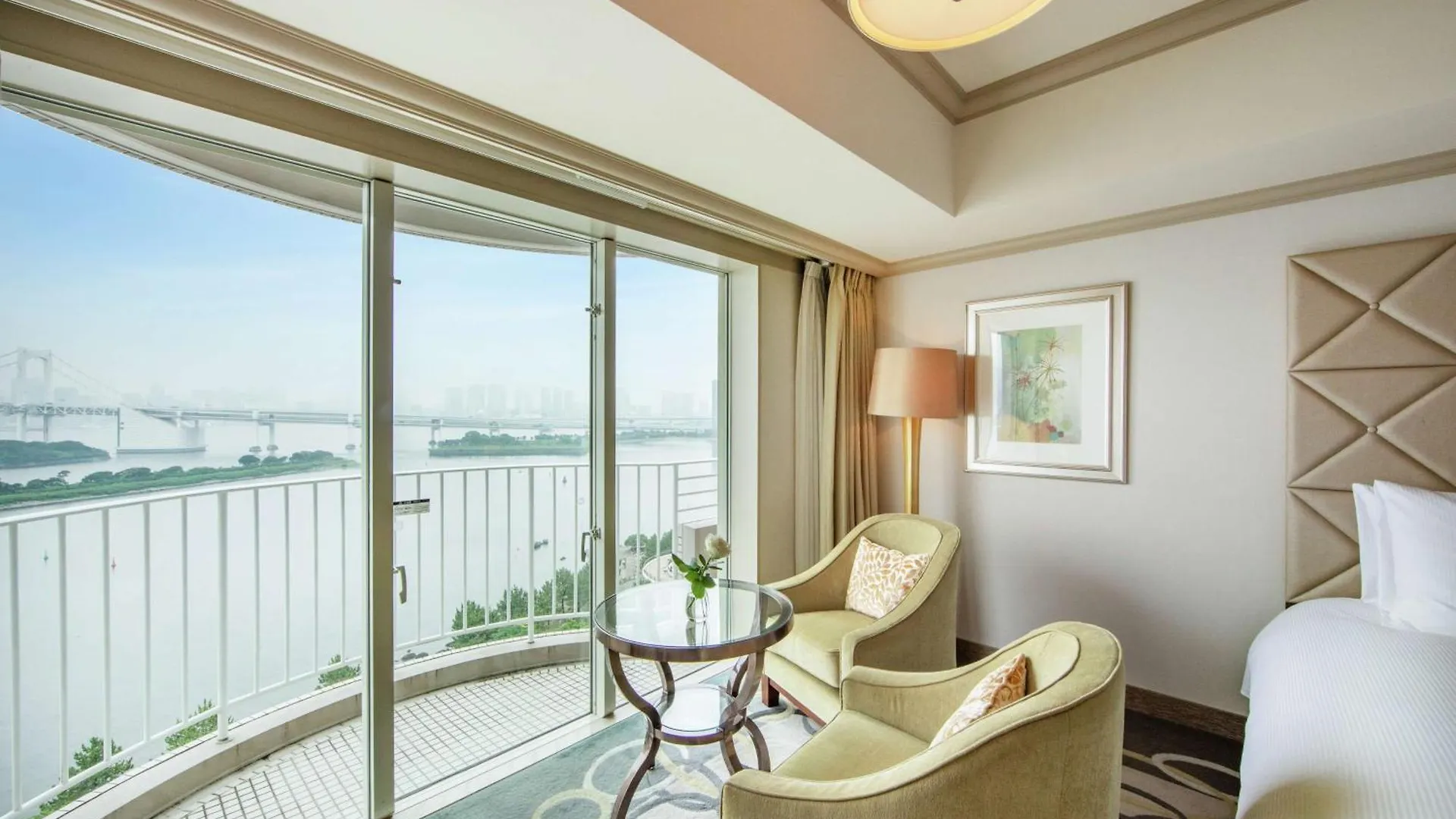 Hilton Tokyo Odaiba Hotel
