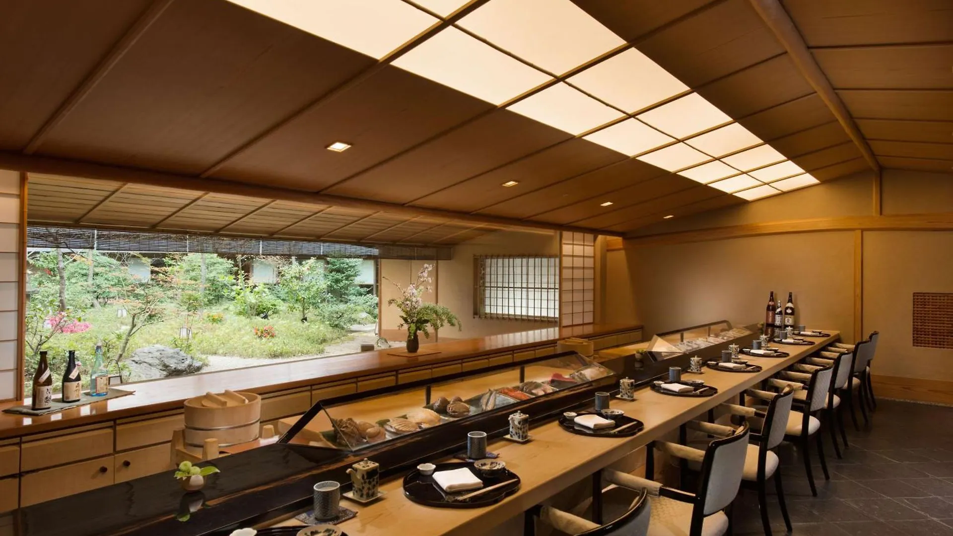 Hilton Tokyo Odaiba 5*,